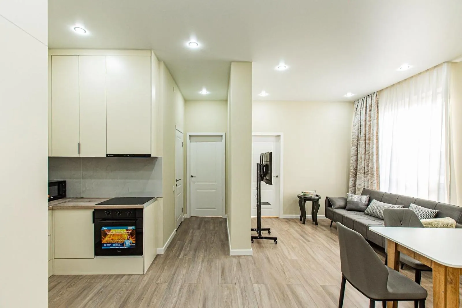 אלמטי Comfort In The Meridian Apartments Residential Complex קזחסטן